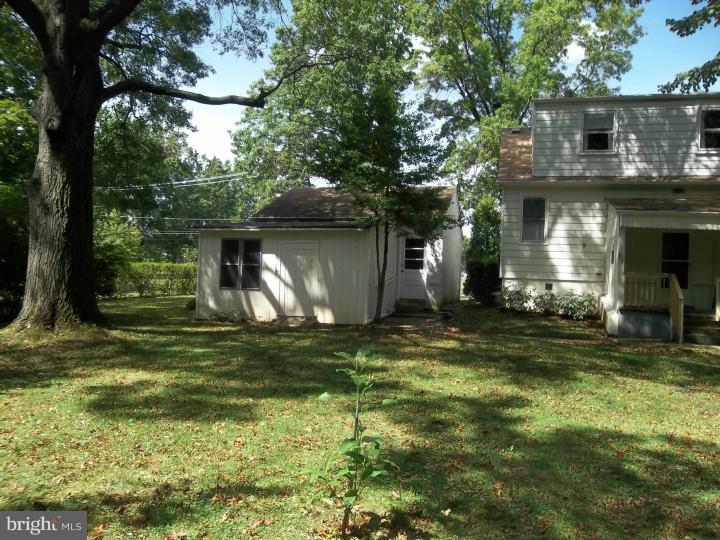131 Knapp Road Lansdale, PA 19446 - Photo 15 of 19 Exterior Back