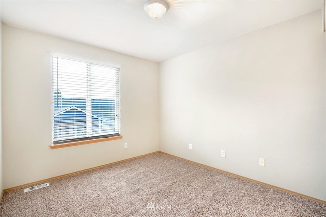 5016 Parker Road East Sumner, WA 98390 - Photo 20 of 25