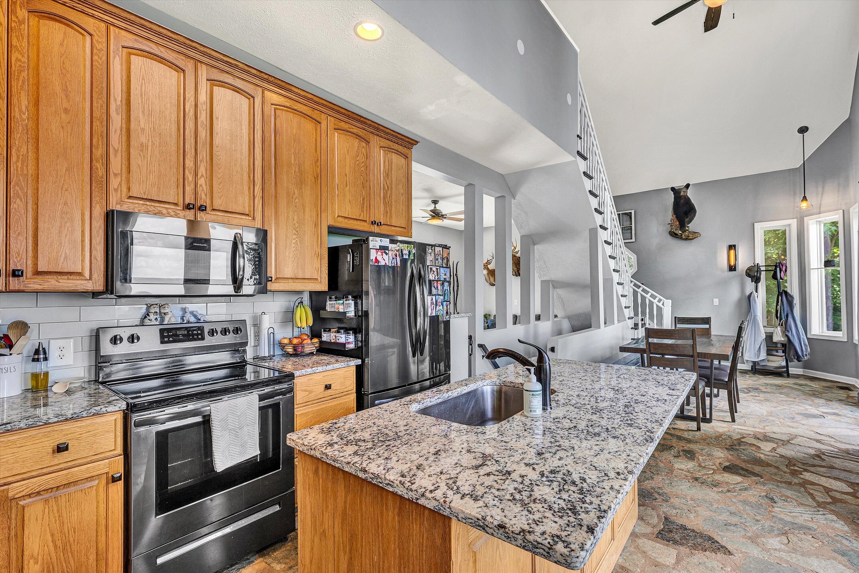 777 Hicks Hollow Road Boones Mill, VA 24065 - Photo 17 of 46 16-SGP-01354