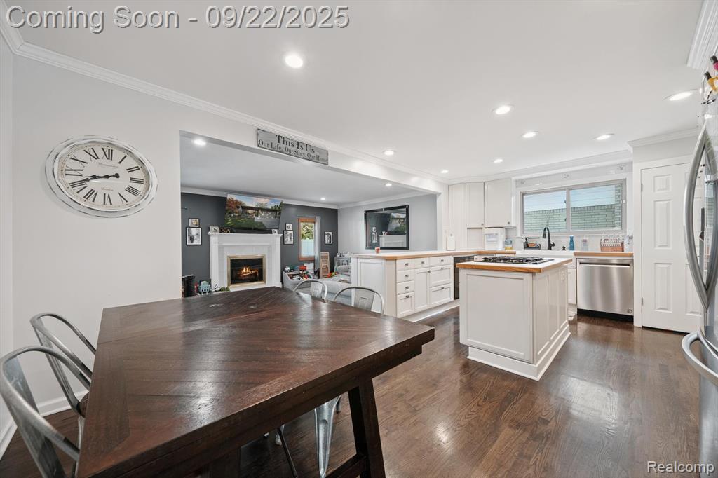 20143 Coachwood Road Riverview, MI 48193 - Photo 12 of 49