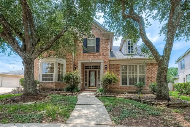$3,600 | 1914 Rosebay Court, Sugar Land, TX 77478