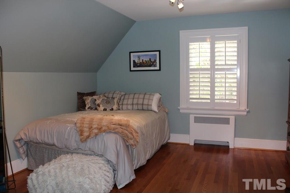 1617 Oberlin Road Raleigh, NC 27608 - Photo 14 of 25