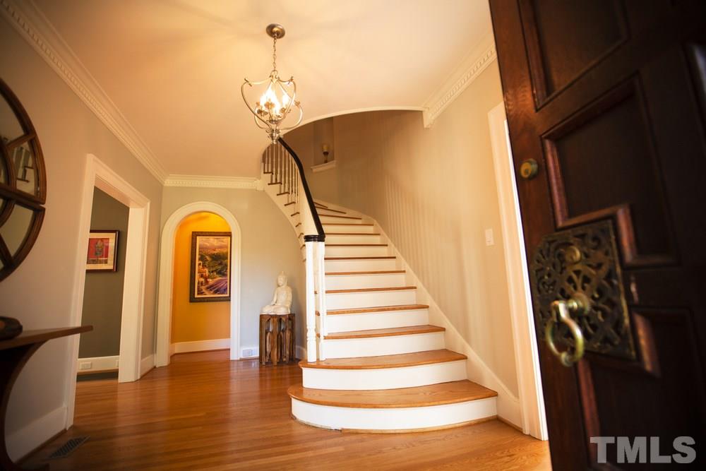 1617 Oberlin Road Raleigh, NC 27608 - Photo 3 of 25