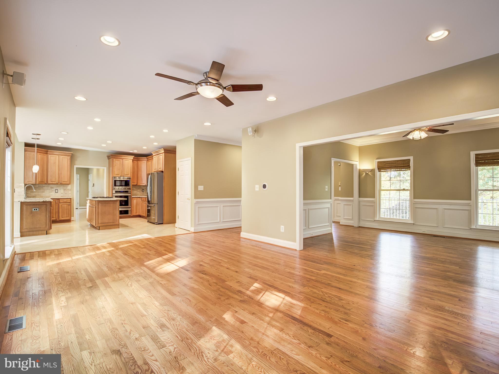 483 Poplar Road Fredericksburg, VA 22406 - Photo 16 of 64 Open area between Family and Living Room