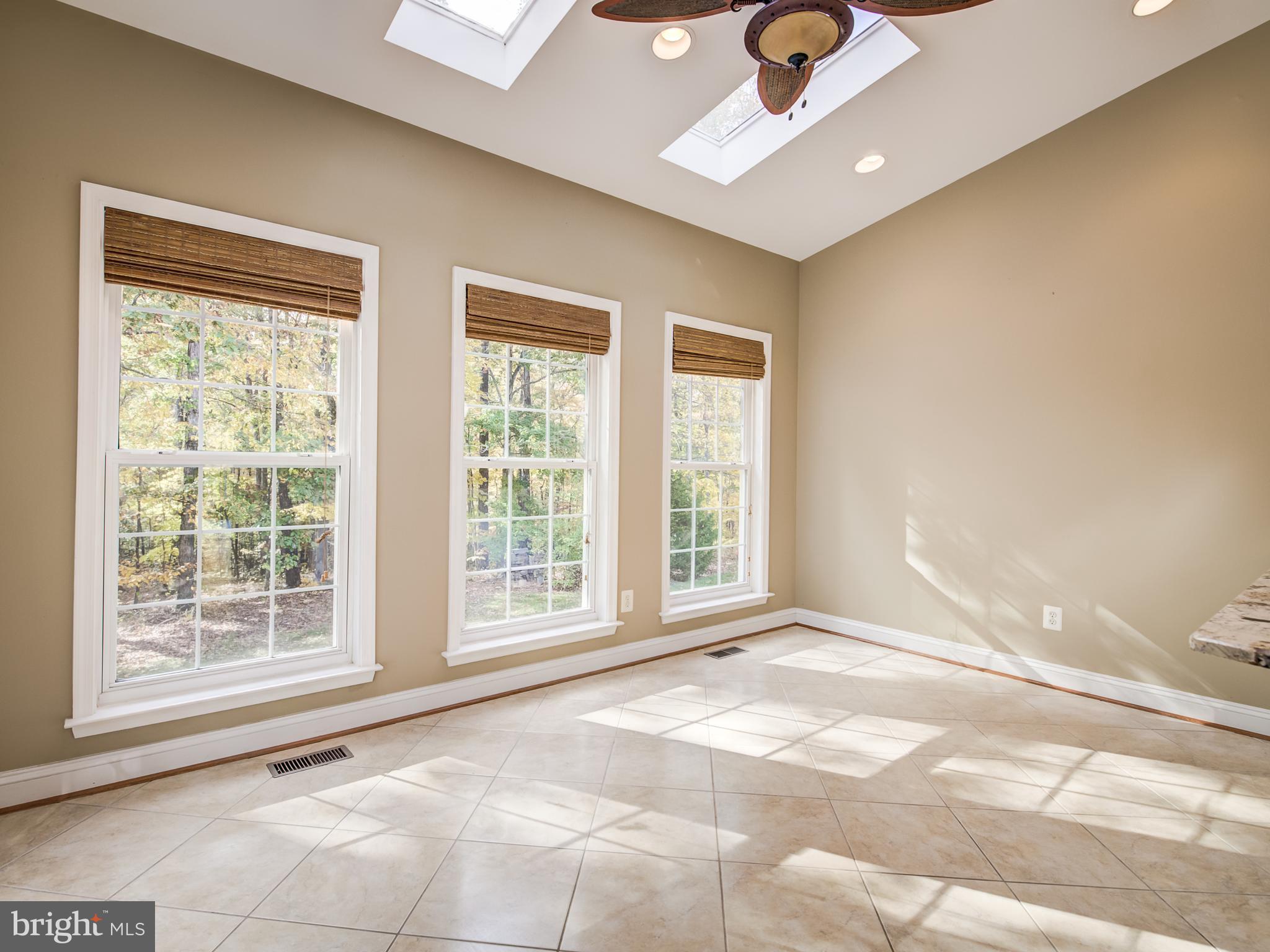 483 Poplar Road Fredericksburg, VA 22406 - Photo 27 of 64 Sunroom/Breakfast Nook