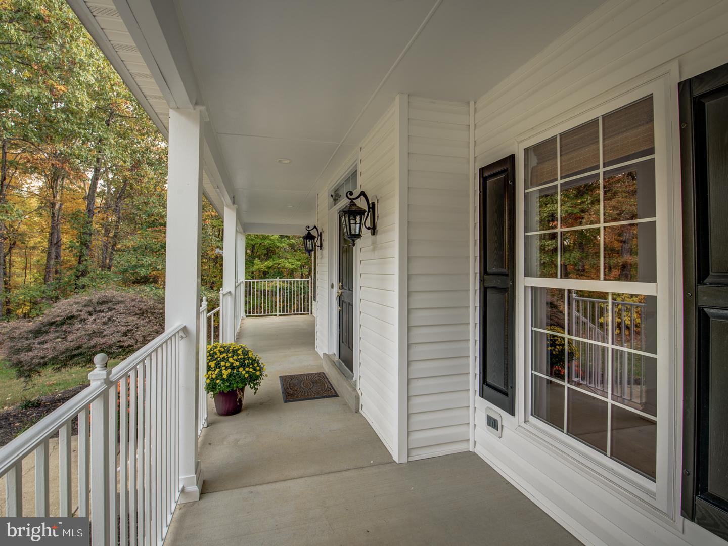 483 Poplar Road Fredericksburg, VA 22406 - Photo 3 of 64 Front Porch