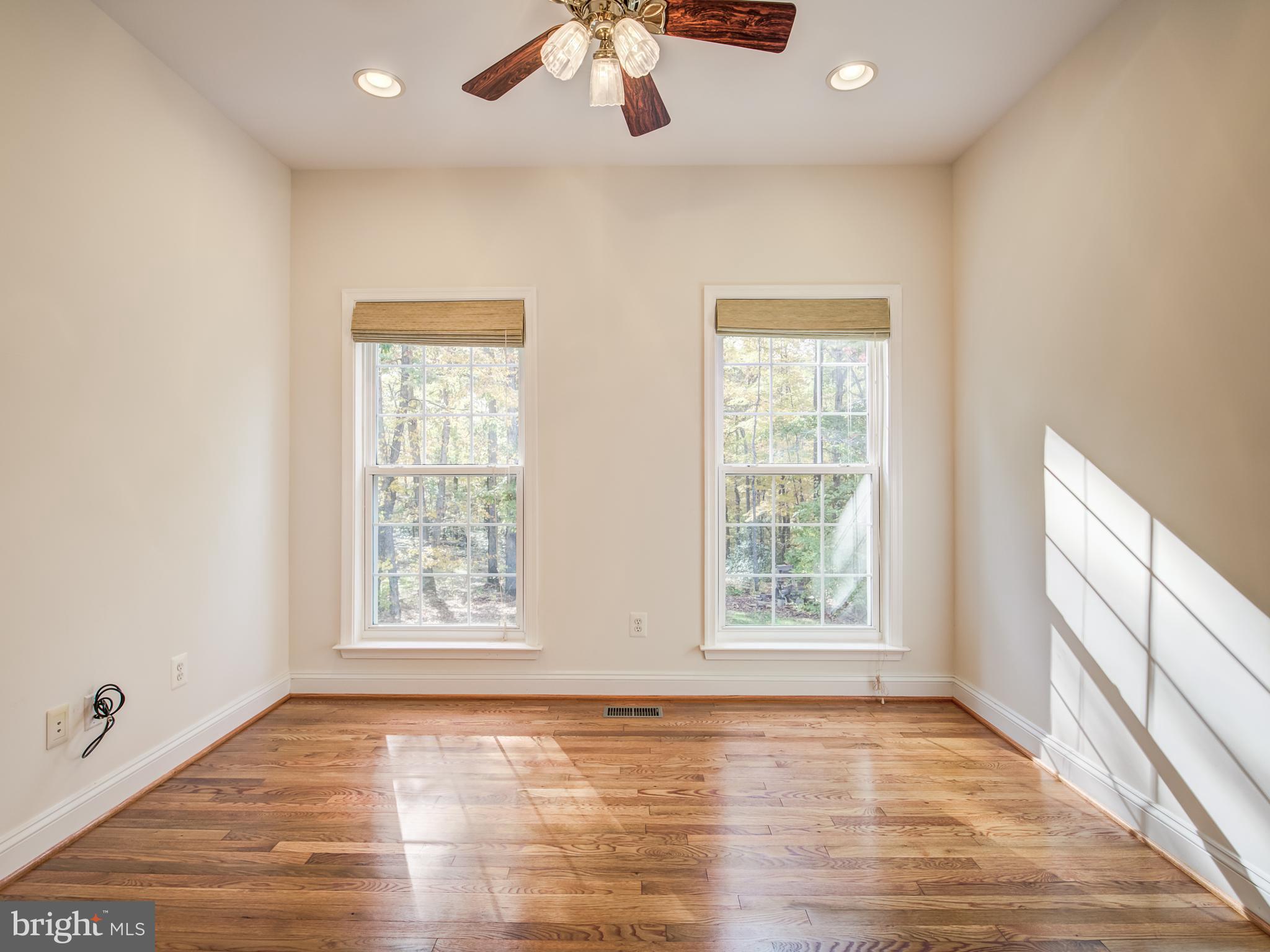 483 Poplar Road Fredericksburg, VA 22406 - Photo 31 of 64 Office