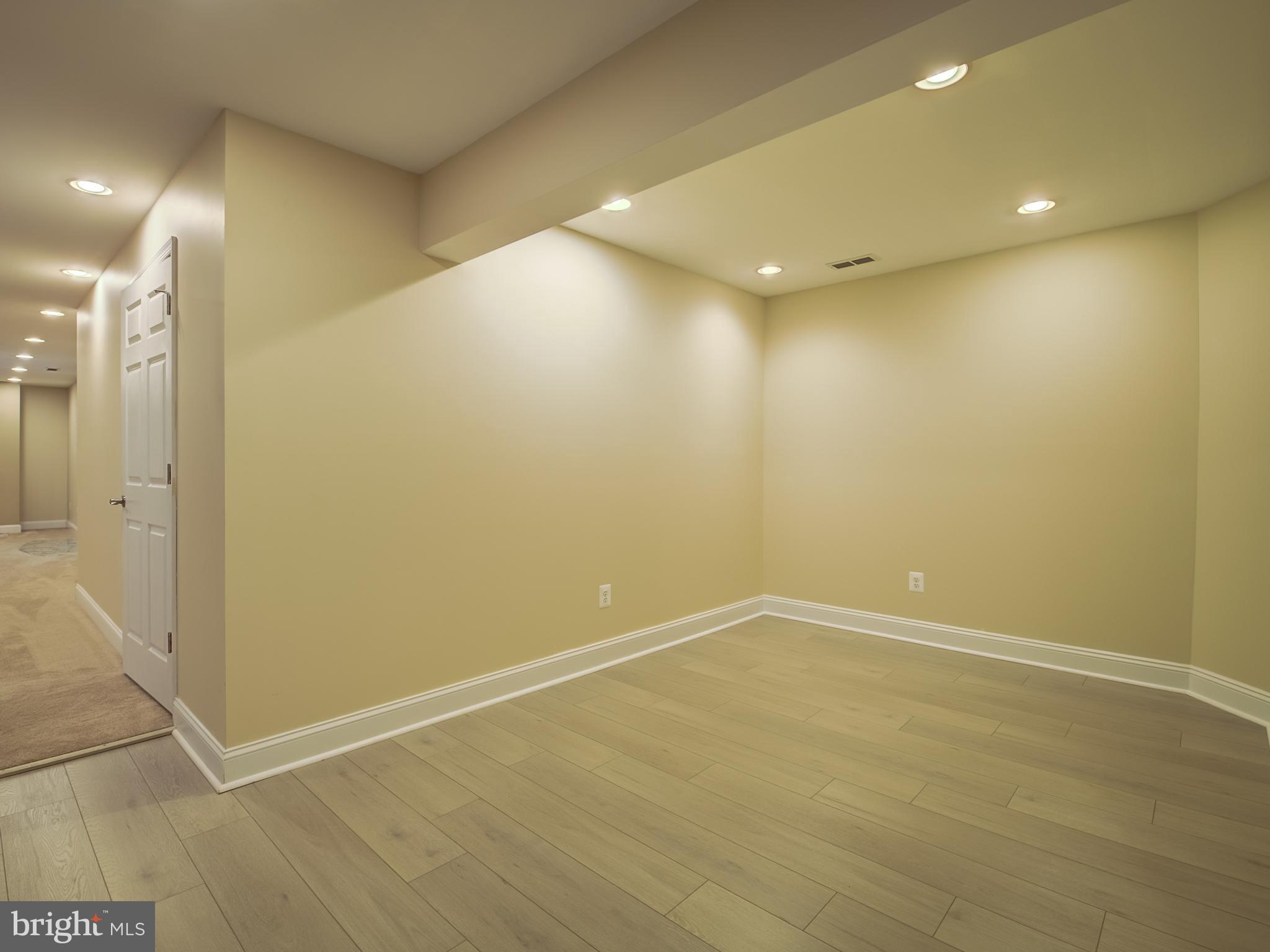 483 Poplar Road Fredericksburg, VA 22406 - Photo 60 of 64 Basement Dining Room
