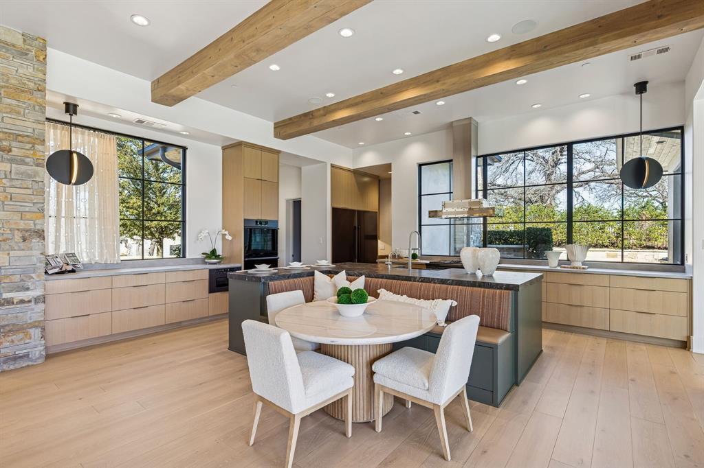 1502 Bluffview Drive Roanoke, TX 76262 - Photo 8 of 34