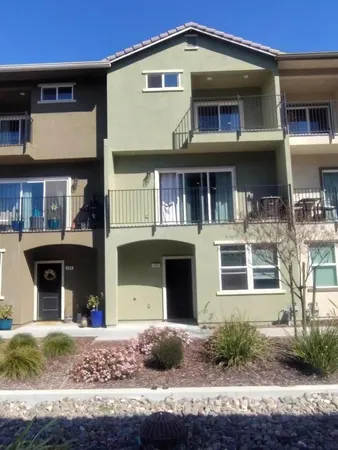 $724,000 | 147 Bundeson Drive, Hollister, CA 95023