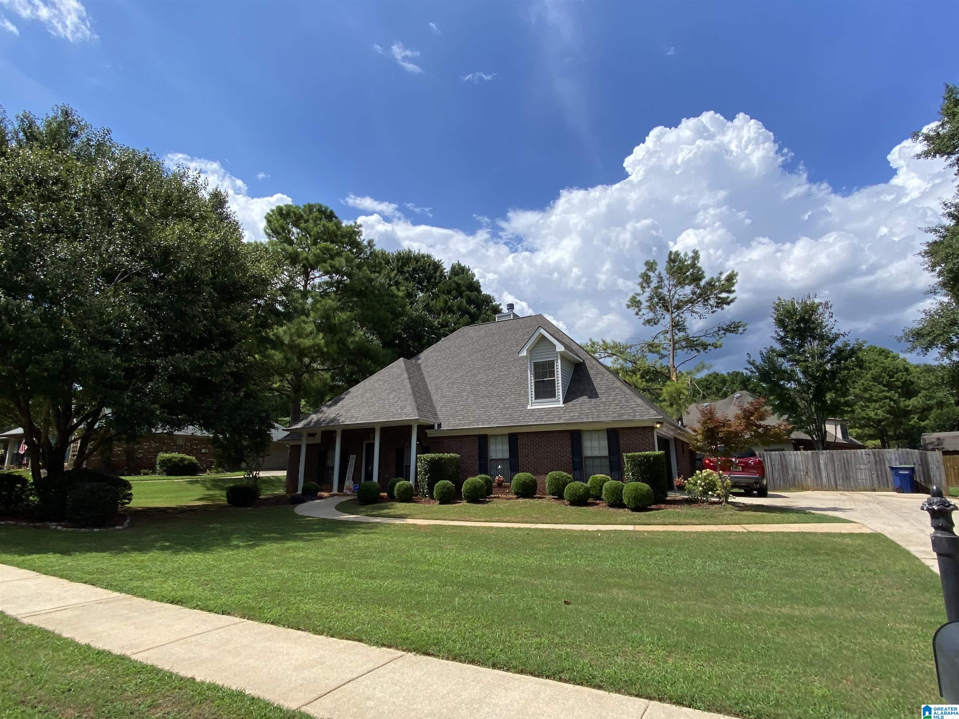 131 Chinaberry Lane Alabaster, AL 35114 - Photo 3 of 28