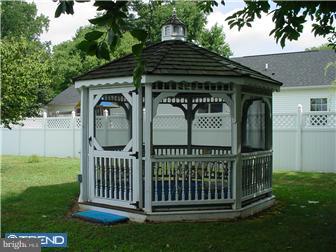 48 Quaker Road Pennsville, NJ 08070 - Photo 7 of 11