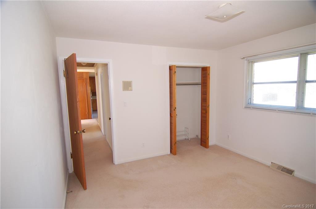 2721 Starnes Road Charlotte, NC 28214 - Photo 19 of 20 Gallery Image 19