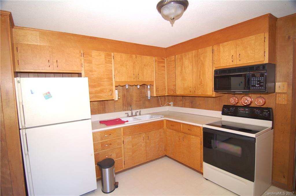 2721 Starnes Road Charlotte, NC 28214 - Photo 10 of 20 Gallery Image 10
