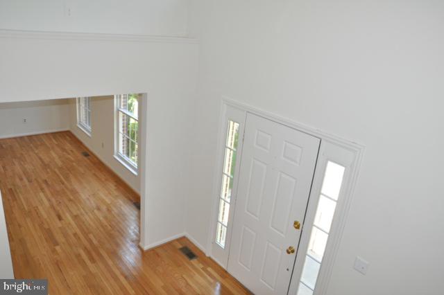 7213 Kyle's Landing Springfield, VA 22150 - Photo 3 of 14 Gallery Image 3