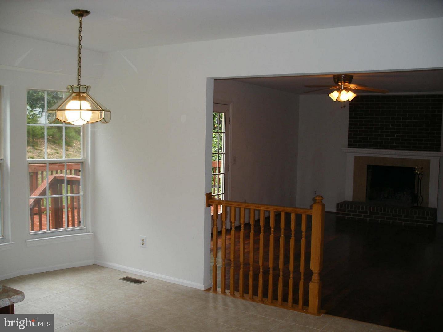 7213 Kyle's Landing Springfield, VA 22150 - Photo 6 of 14 Gallery Image 6