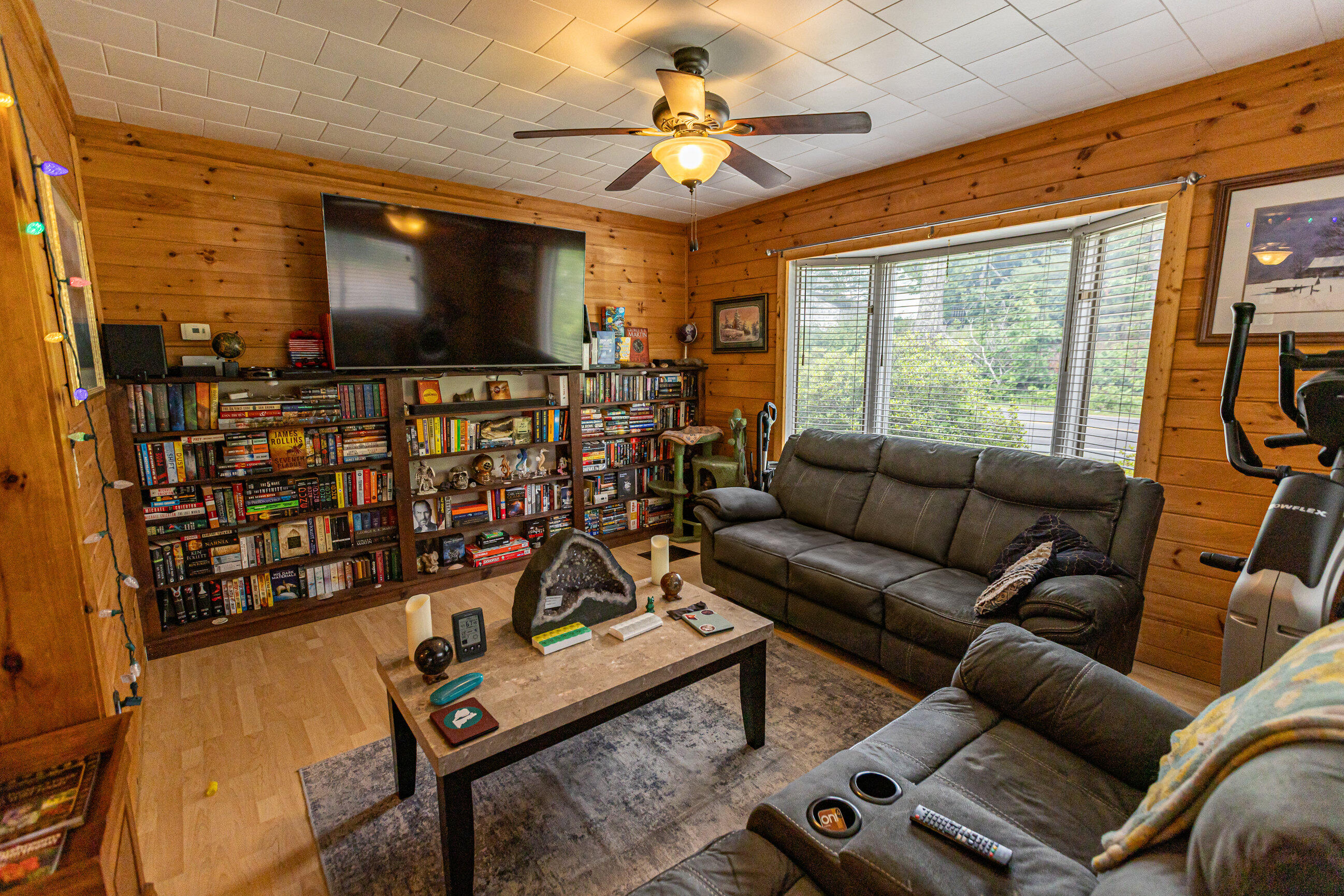 143 Mayfield Road Moscow, ME 04920 - Photo 18 of 84 1st Floor-1265