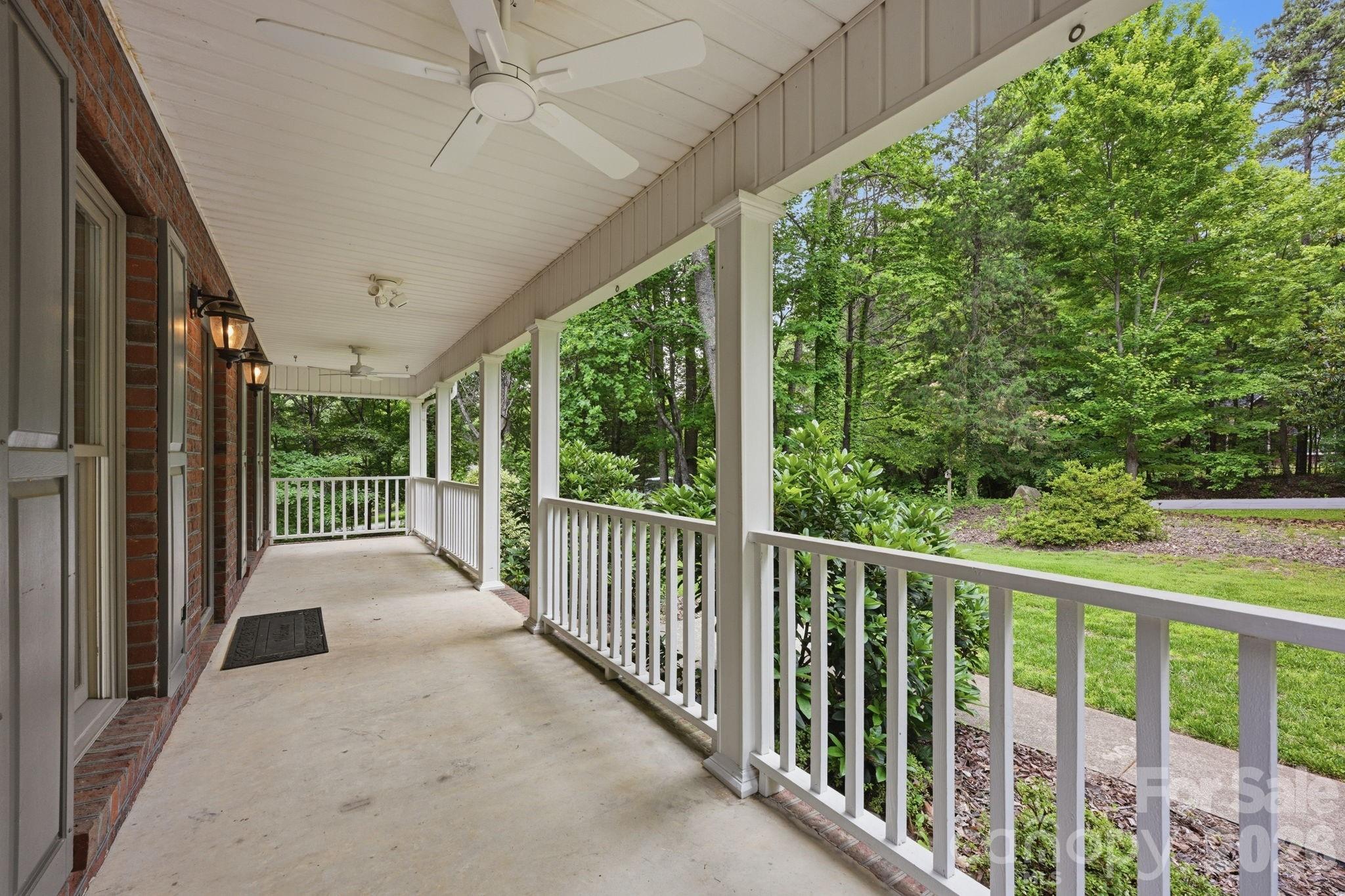5330 Chester Court Davidson, NC 28036 - Photo 5 of 34