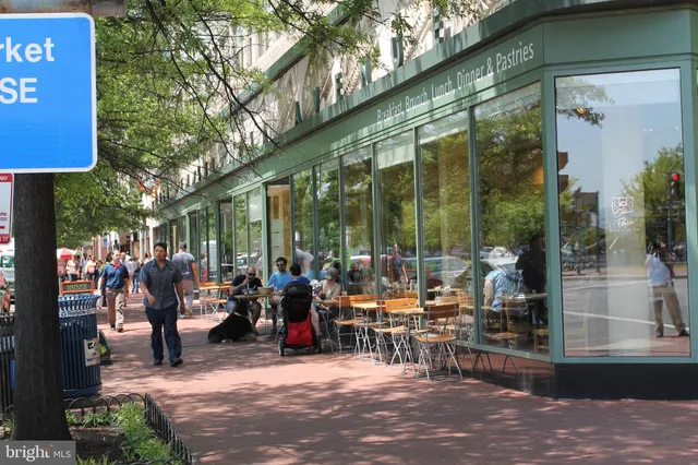 $2,800 | 1302 East Capitol Street Northeast, Unit B, Washington, DC 20003