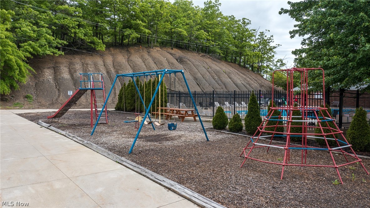 6472 State Road, Unit J2 Parma, OH 44134 - Photo 29 of 34 Playground
