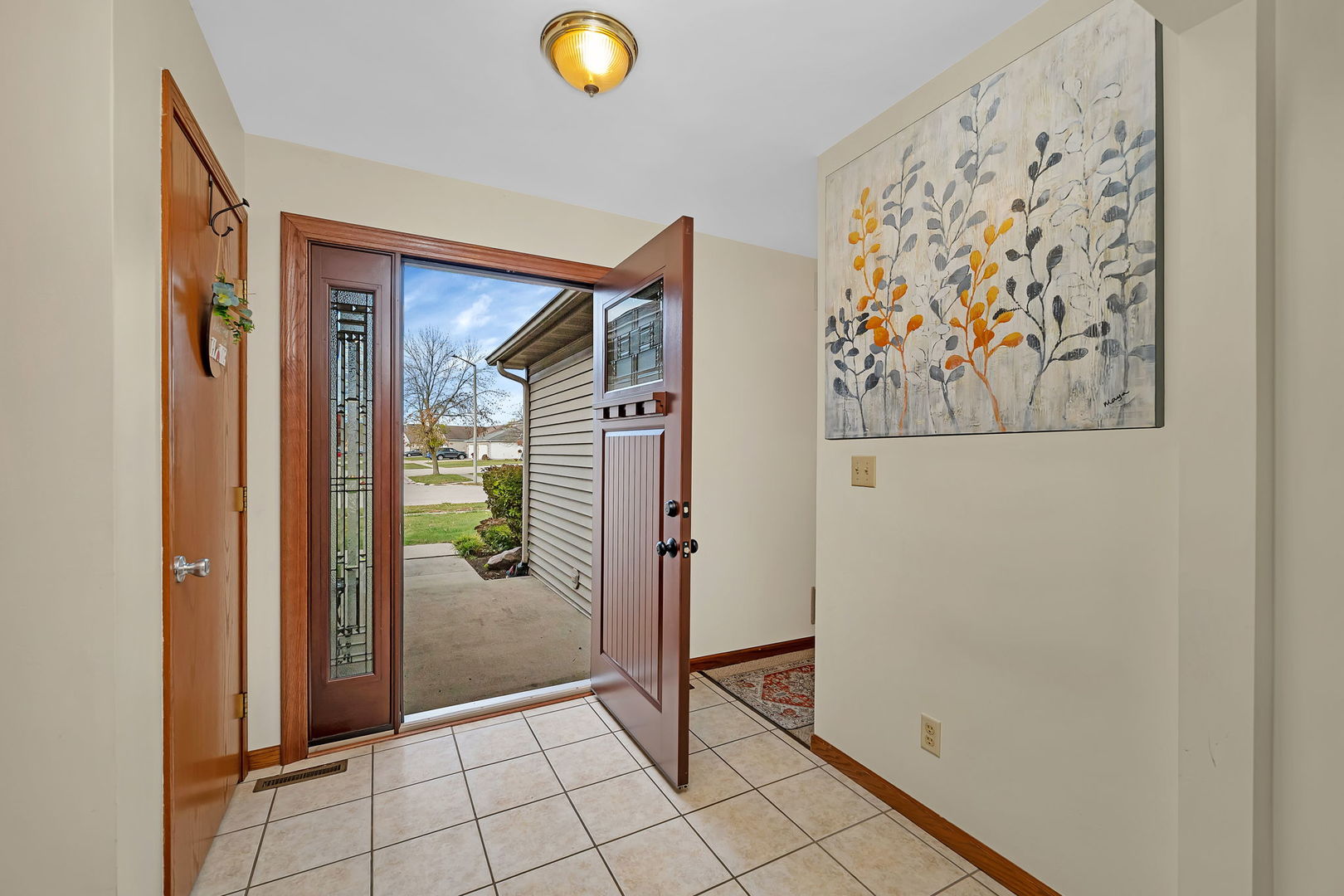 1665 Schubert Drive Morris, IL 60450 - Photo 3 of 28 Gallery Image 3
