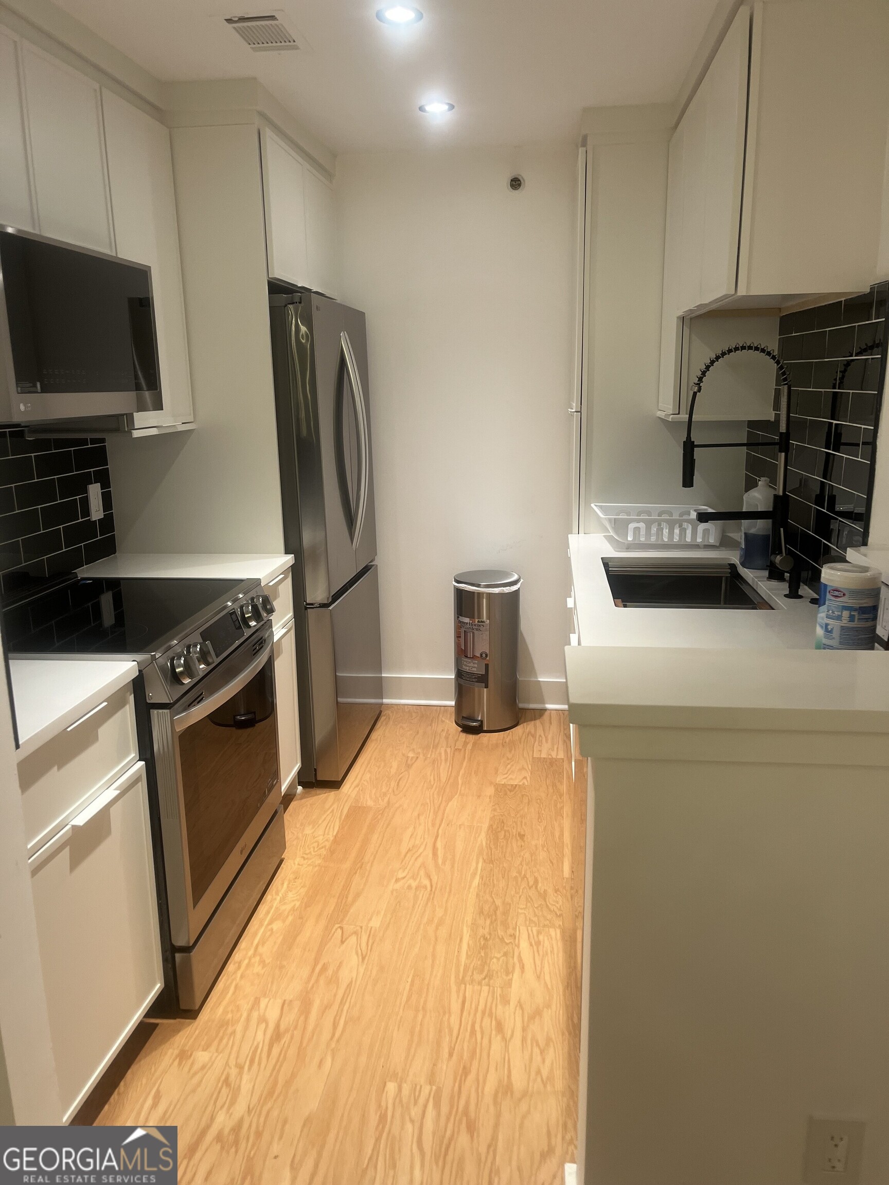 3201 Lenox Road Northeast, Unit 17 Atlanta, GA 30324 - Photo 3 of 11