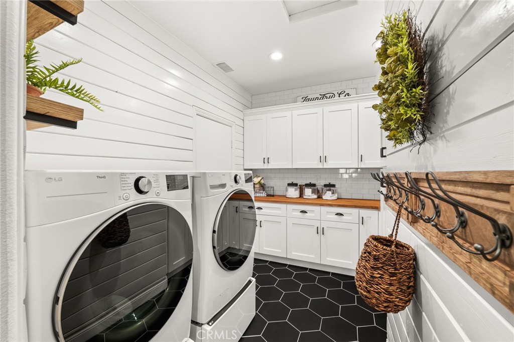 12492 Poinsetta Drive Riverside, CA 92503 - Photo 23 of 50