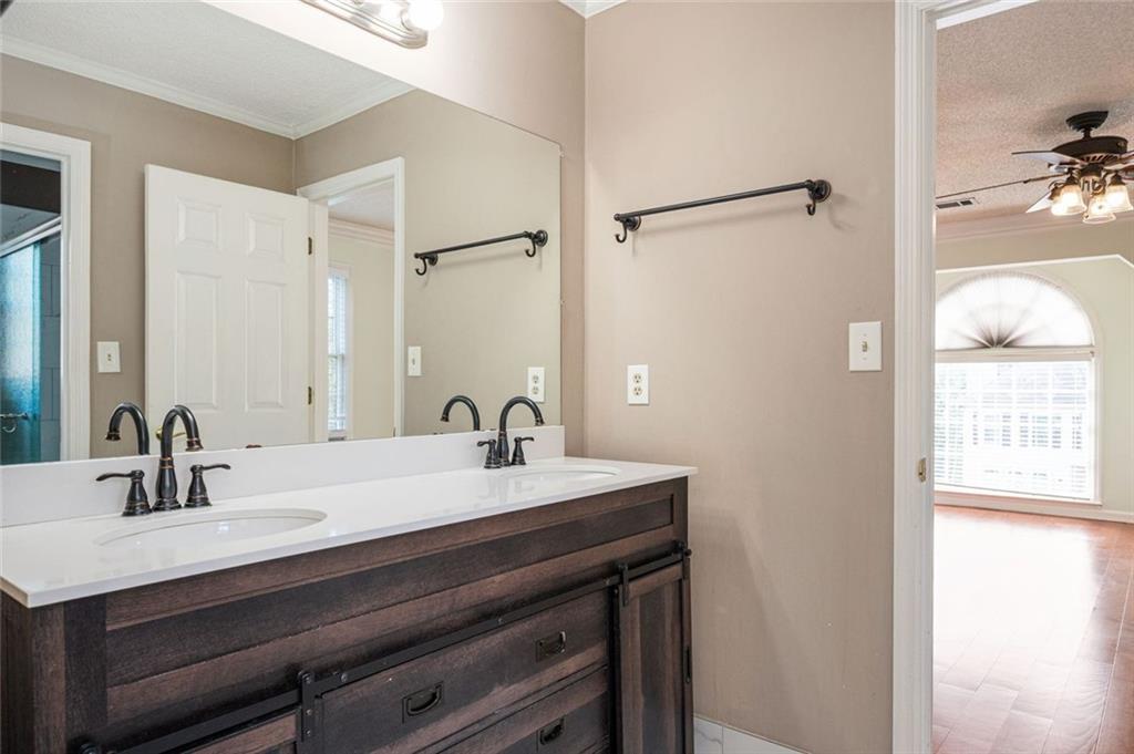 983 Bridgegate Drive Northeast Marietta, GA 30068 - Photo 30 of 34