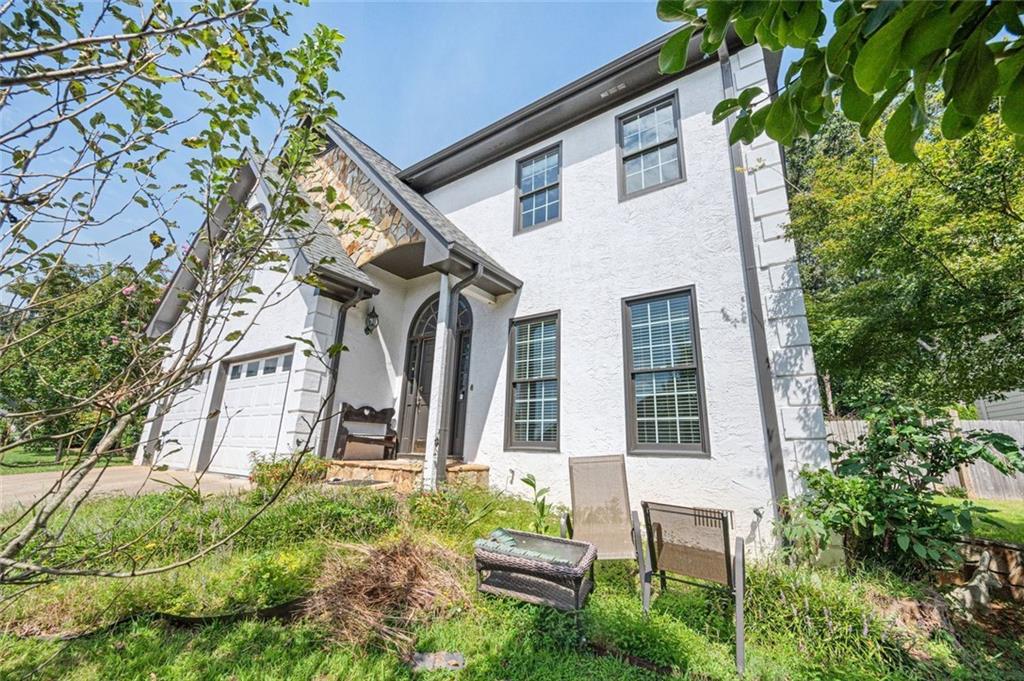 983 Bridgegate Drive Northeast Marietta, GA 30068 - Photo 3 of 34