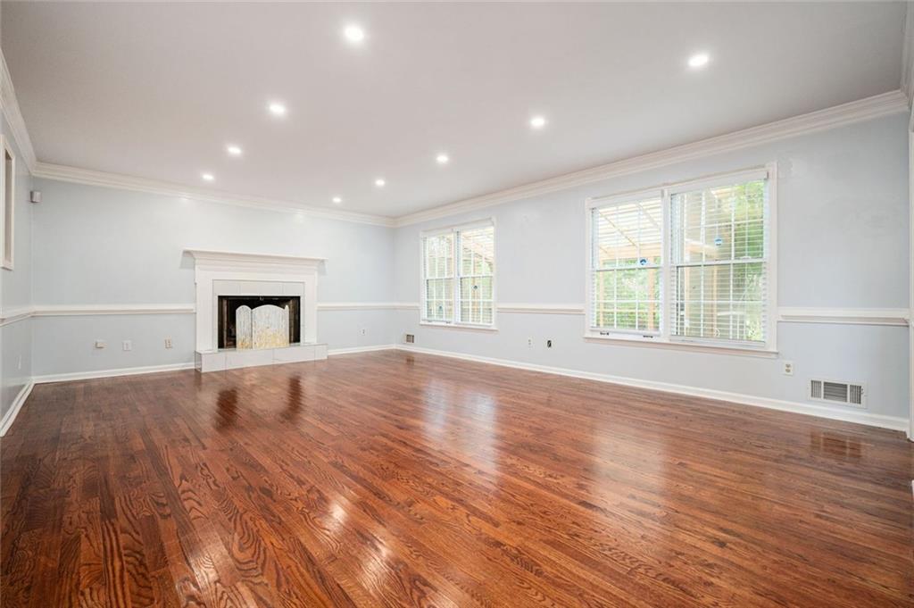 983 Bridgegate Drive Northeast Marietta, GA 30068 - Photo 7 of 34