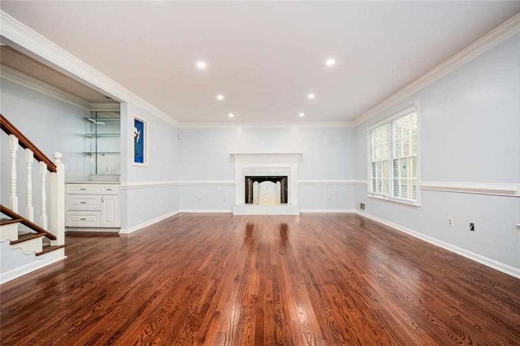 983 Bridgegate Drive Northeast Marietta, GA 30068 - Photo 10 of 34