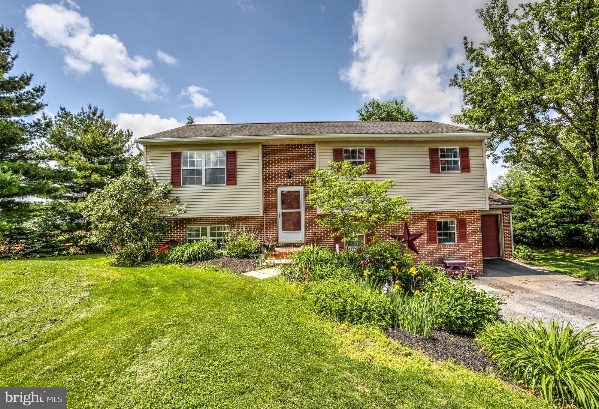 2580 North Colebrook Road Manheim, PA 17545 - Photo 1 of 24