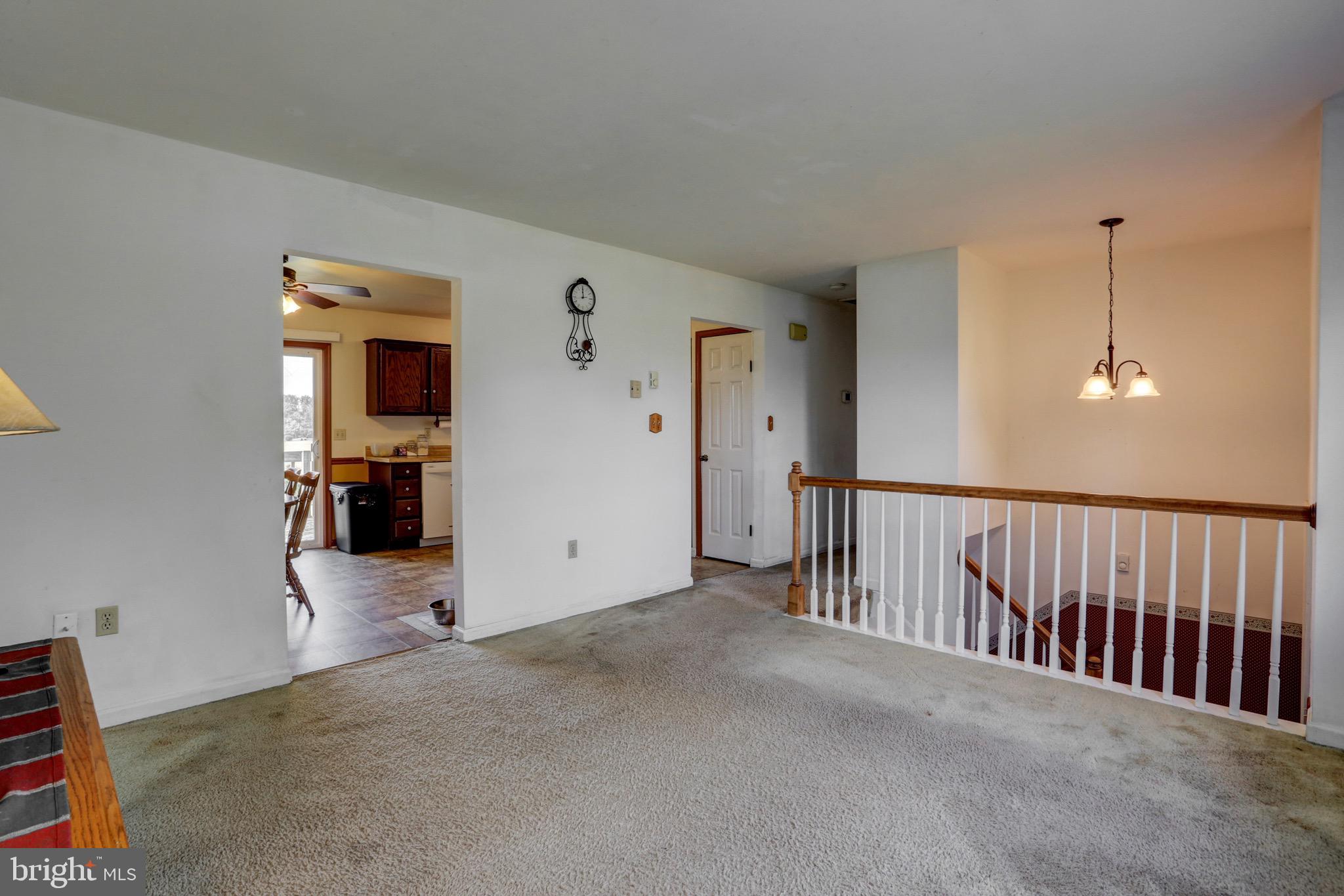 2580 North Colebrook Road Manheim, PA 17545 - Photo 5 of 24
