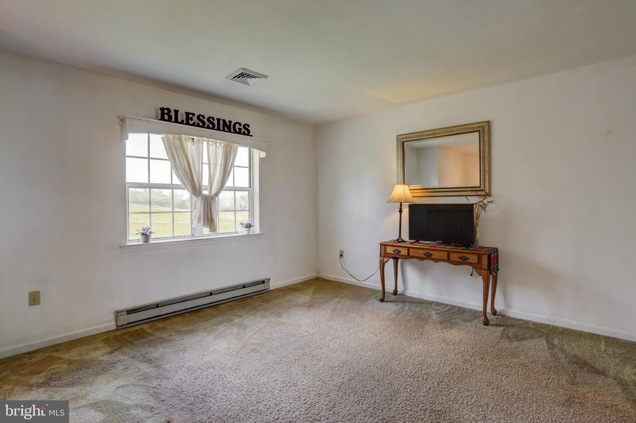 2580 North Colebrook Road Manheim, PA 17545 - Photo 6 of 24