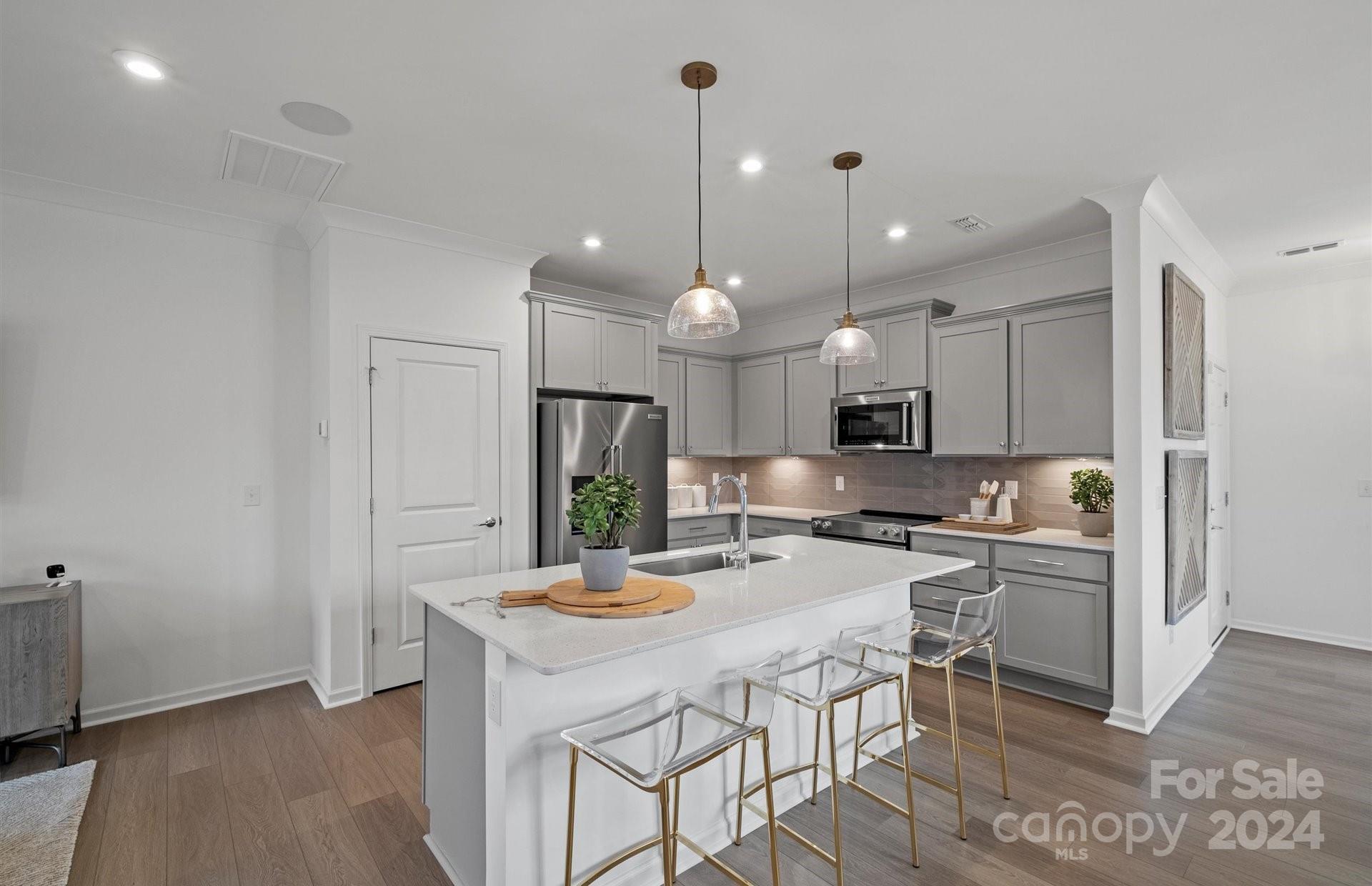 13159 Rover Street, Unit 213 Charlotte, NC 28273 - Photo 19 of 36 Gallery Image 19