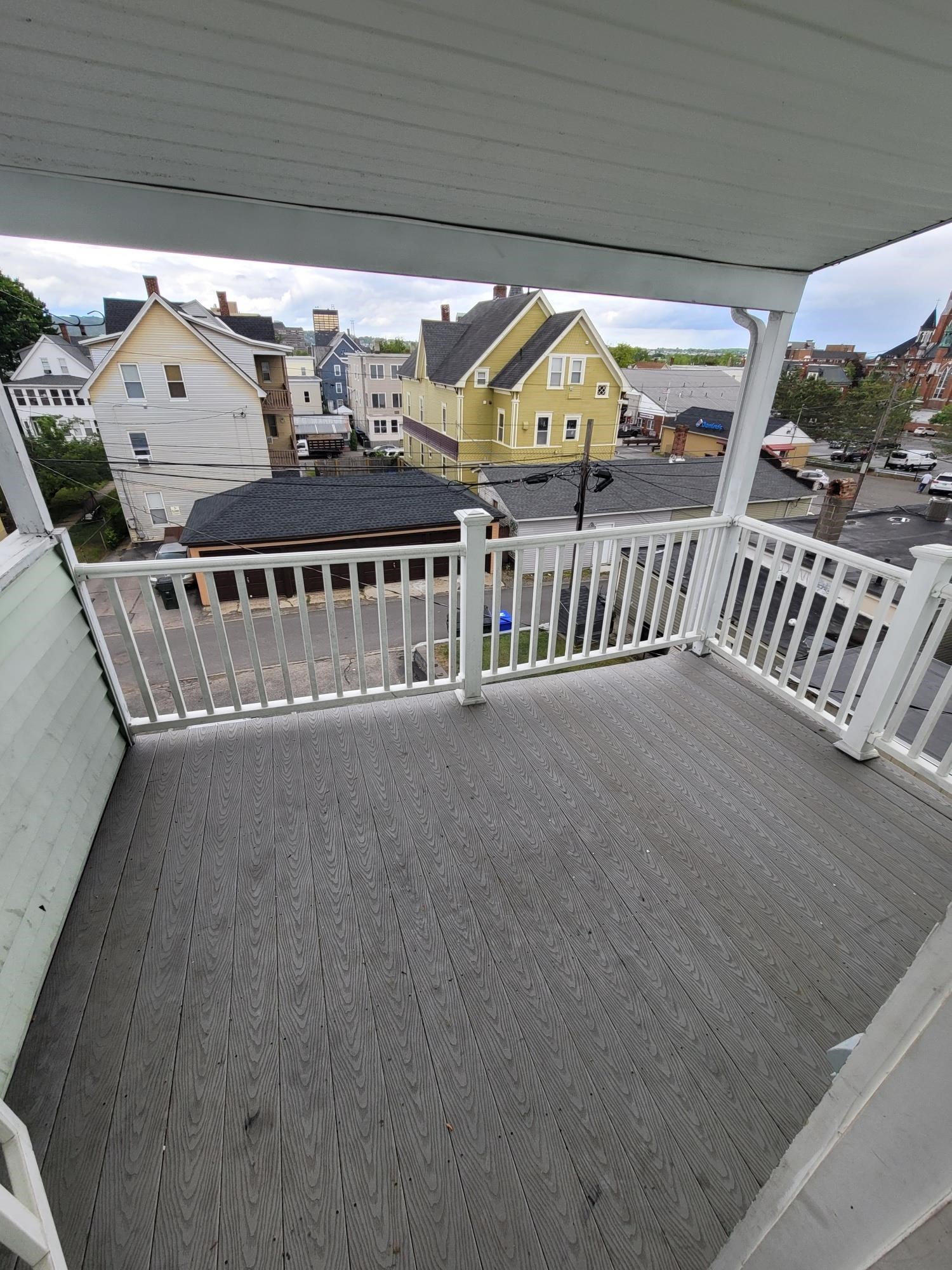 425 Dubuque Street, Unit 3 Manchester, NH 03102 - Photo 2 of 4