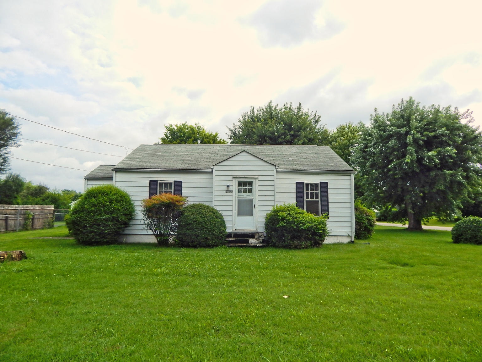 5100 Schubert Road Knoxville, TN 37912 - Photo 1 of 13 DSCN3234_lzn