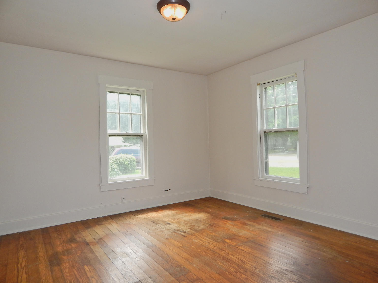 5100 Schubert Road Knoxville, TN 37912 - Photo 10 of 13 DSCN3246_lzn
