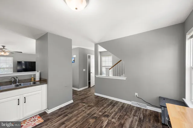 $295,000 | 351 Paradee Drive, Dover, DE 19904