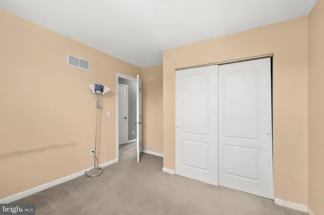 $295,000 | 351 Paradee Drive, Dover, DE 19904