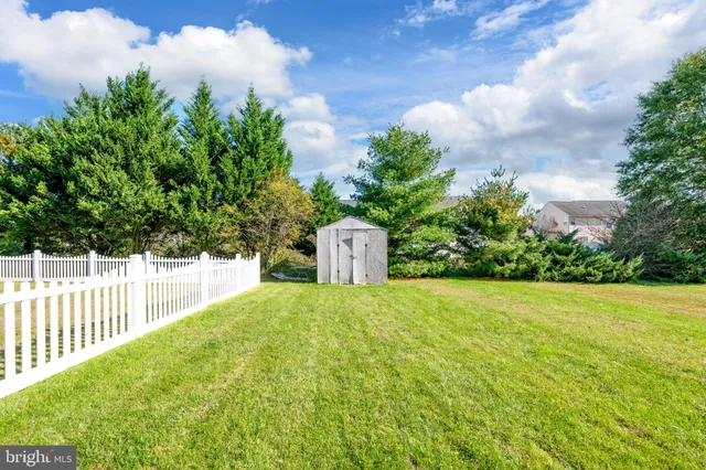 $295,000 | 351 Paradee Drive, Dover, DE 19904