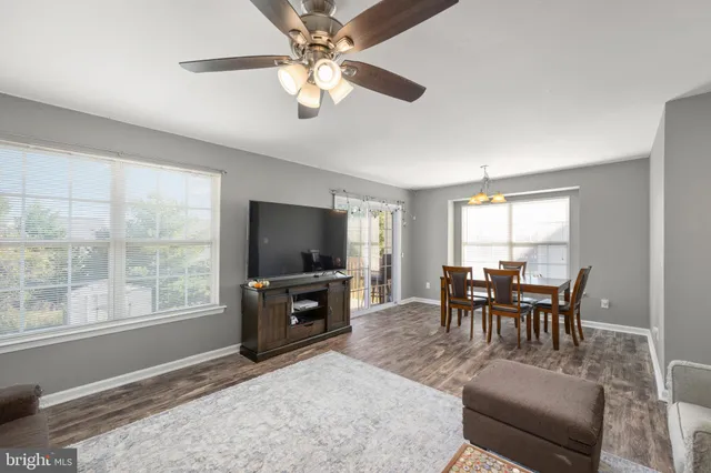 $295,000 | 351 Paradee Drive, Dover, DE 19904