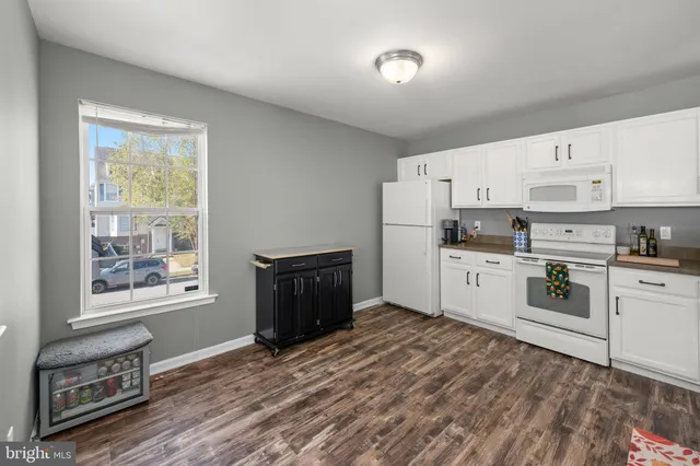 $295,000 | 351 Paradee Drive, Dover, DE 19904