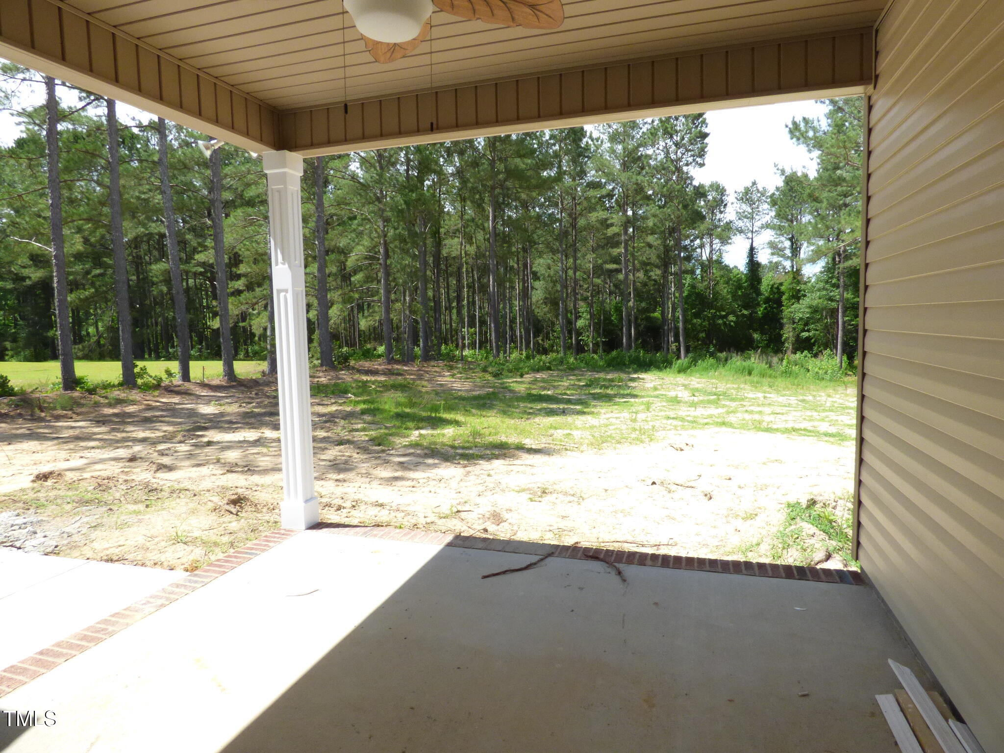 802 Shadetree Road Benson, NC 27504 - Photo 28 of 29 P1120060