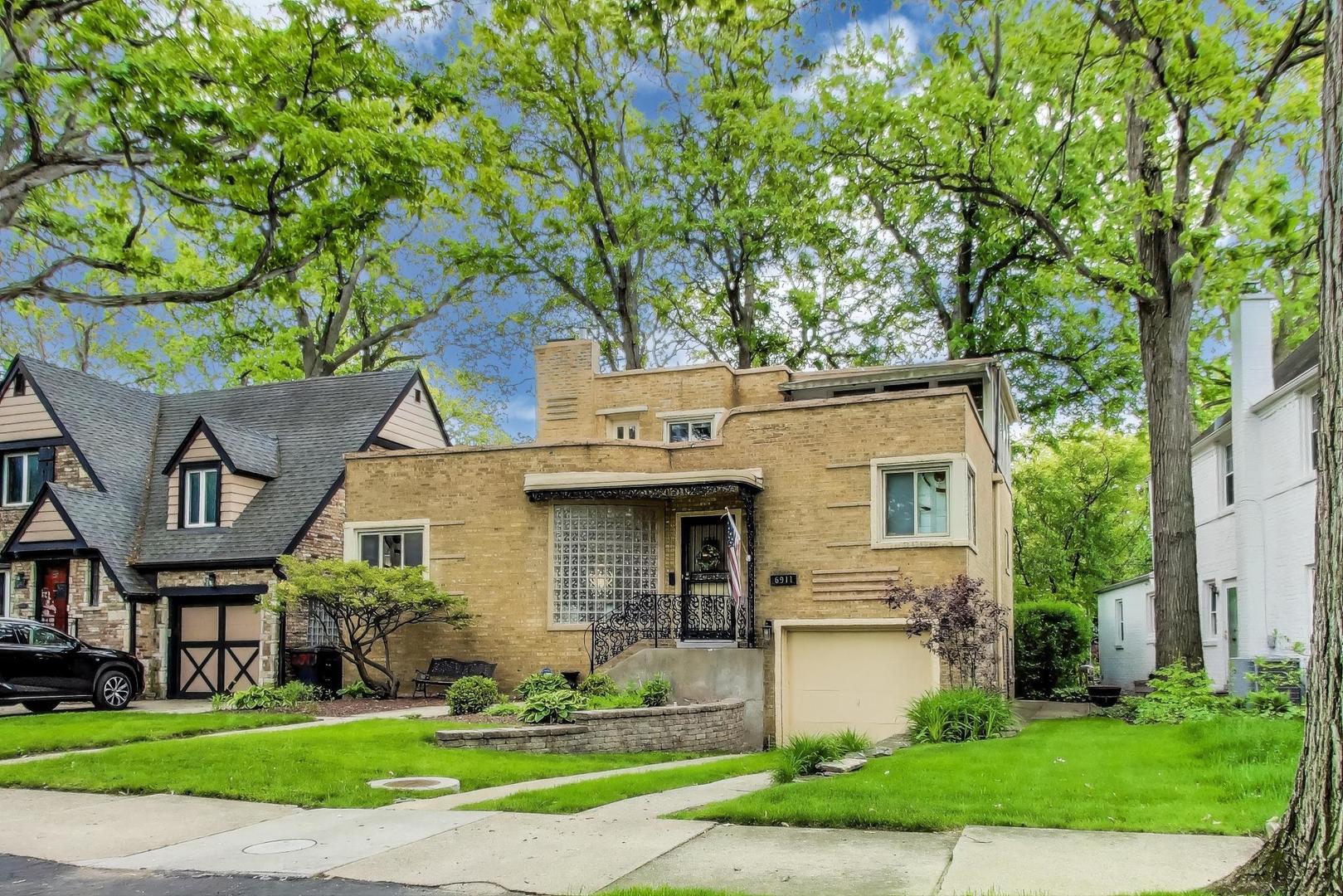 6911 North Wildwood Ave