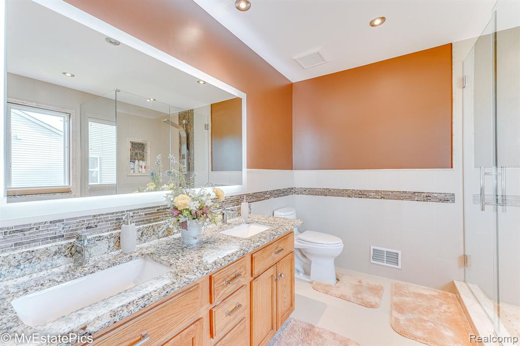 3526 Everett Drive Rochester Hills, MI 48307 - Photo 40 of 64