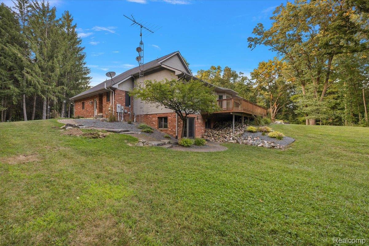 707 West Sutton Road Metamora, MI 48455 - Photo 13 of 84 15-707 Sutton-16.jpg