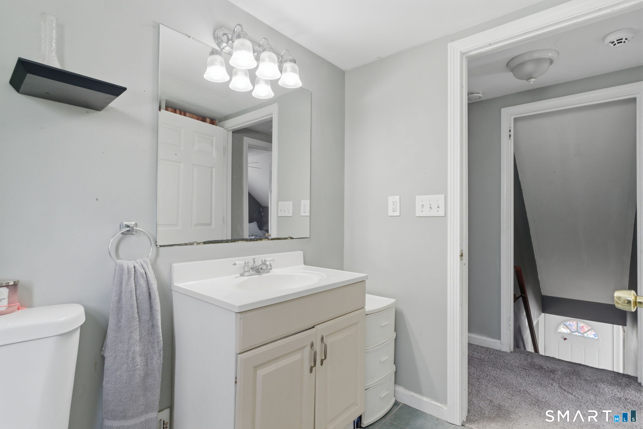 64 McKinley Street Manchester, CT 06040 - Photo 23 of 36