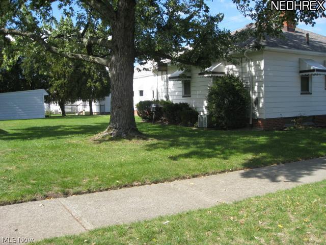 9021 Snow Road Cleveland, OH 44130 - Photo 14 of 15