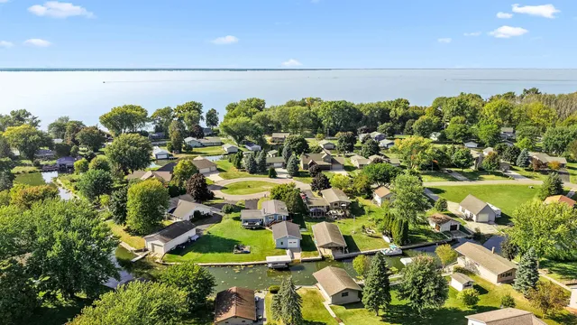 $469,000 | N8861 Mallard Lane, Taycheedah, WI 54937